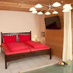 Experience Luxury In Mollenberg Nyaraló