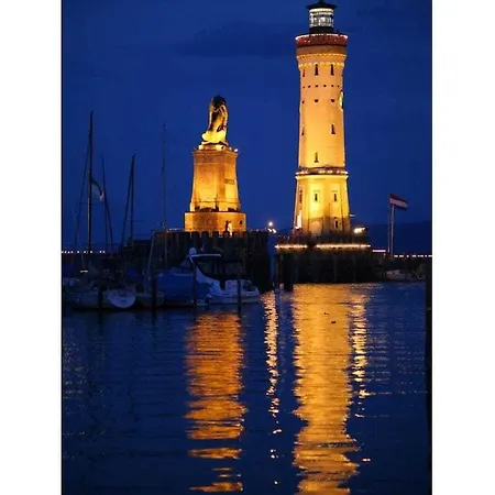 Experience Luxury In Mollenberg *